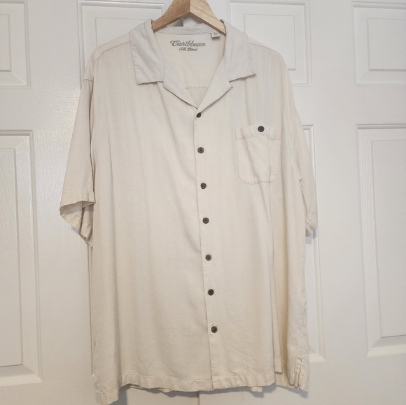 Caribbean Silk Blend Other - Caribbean Silk Blend Cream Color Button Down Short Sleeve Men's  Size XXL